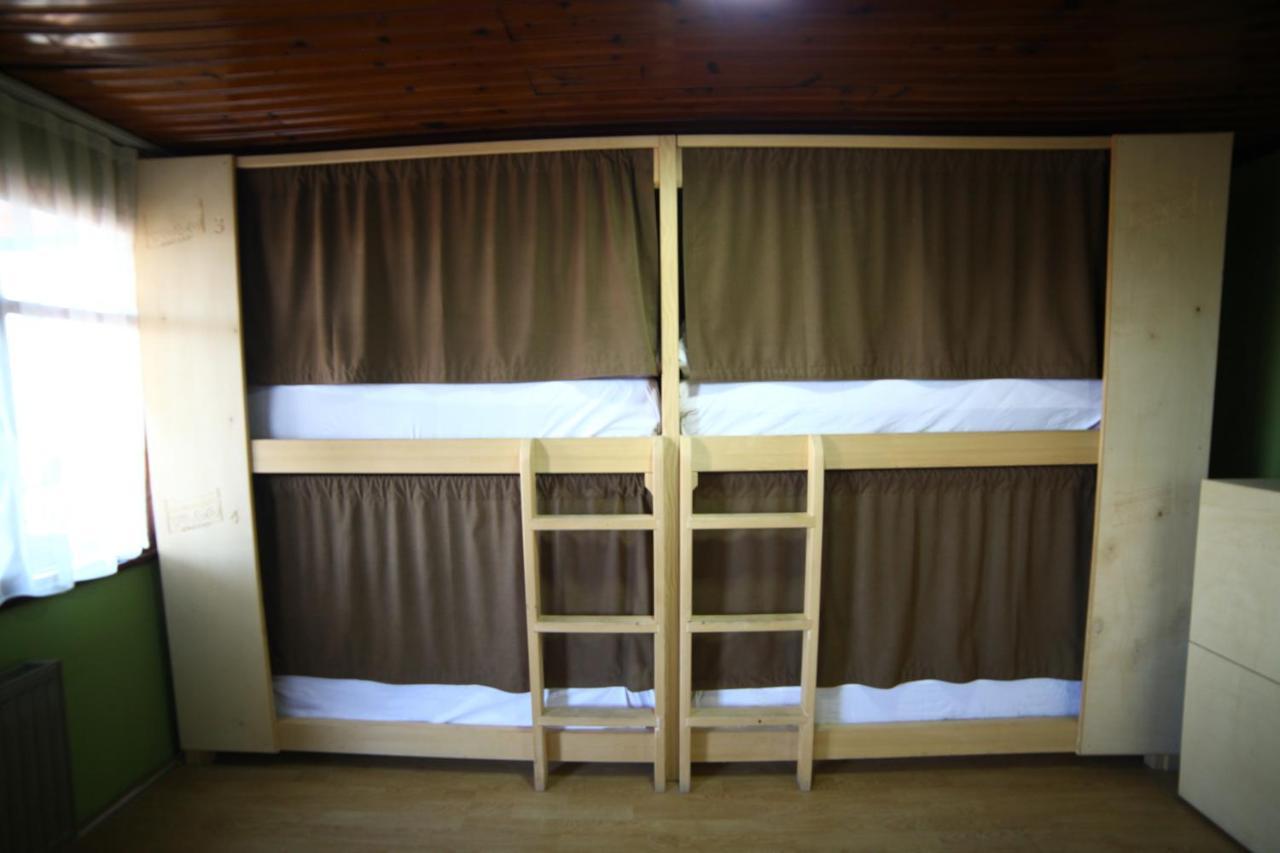 Yolohostel Hostel
